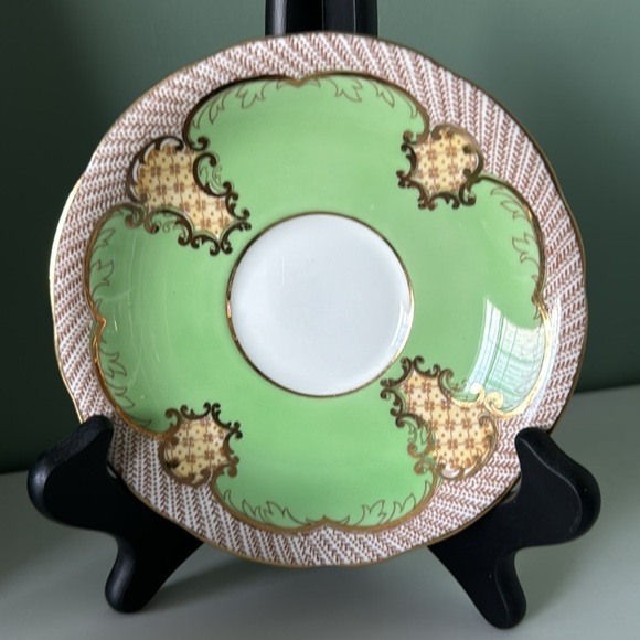 Vintage Aynsley Green and Gold Teacup and Saucer - Picture 6 of 7
